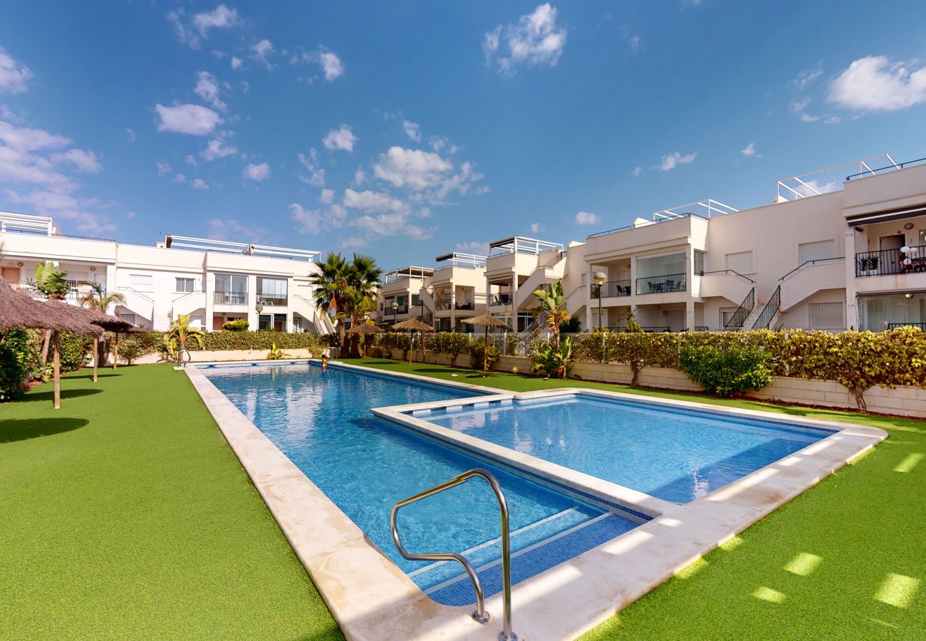 Apartamento en Torrevieja - Vistabella 2 Bed Lower Apartment