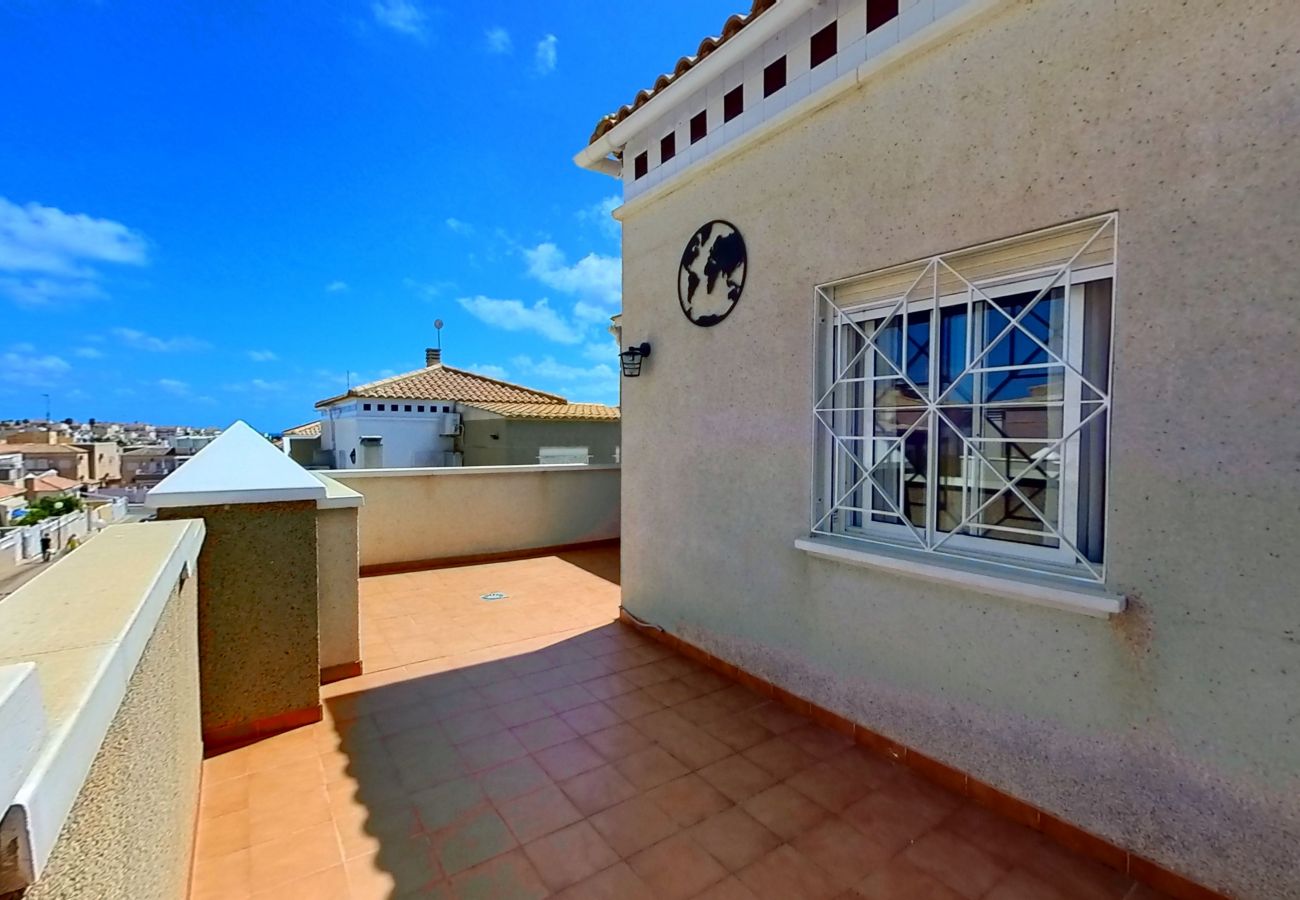 Casa en Torrevieja - 3 Bed Quad House Altos De La Bahia