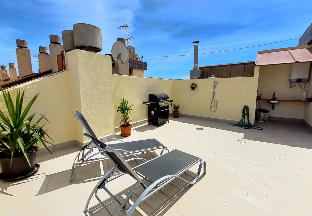 Apartamento en Torrevieja - Luxurious 2 Bed Central Penthouse Ático