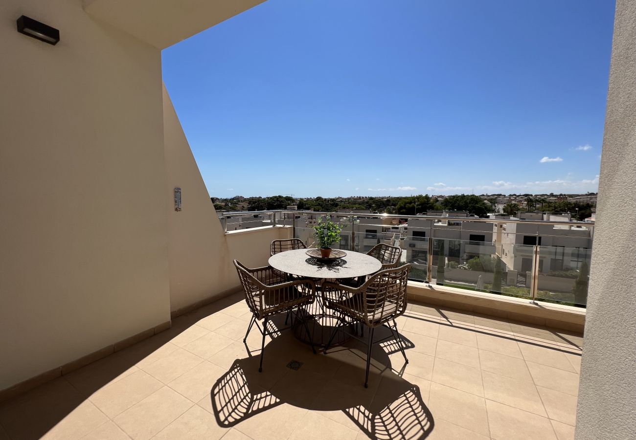 Apartamento en Orihuela Costa - Amazing 2 Bed 2 Bath Apartment Los Dolses