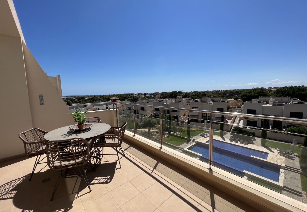 Apartamento en Orihuela Costa - Amazing 2 Bed 2 Bath Apartment Los Dolses