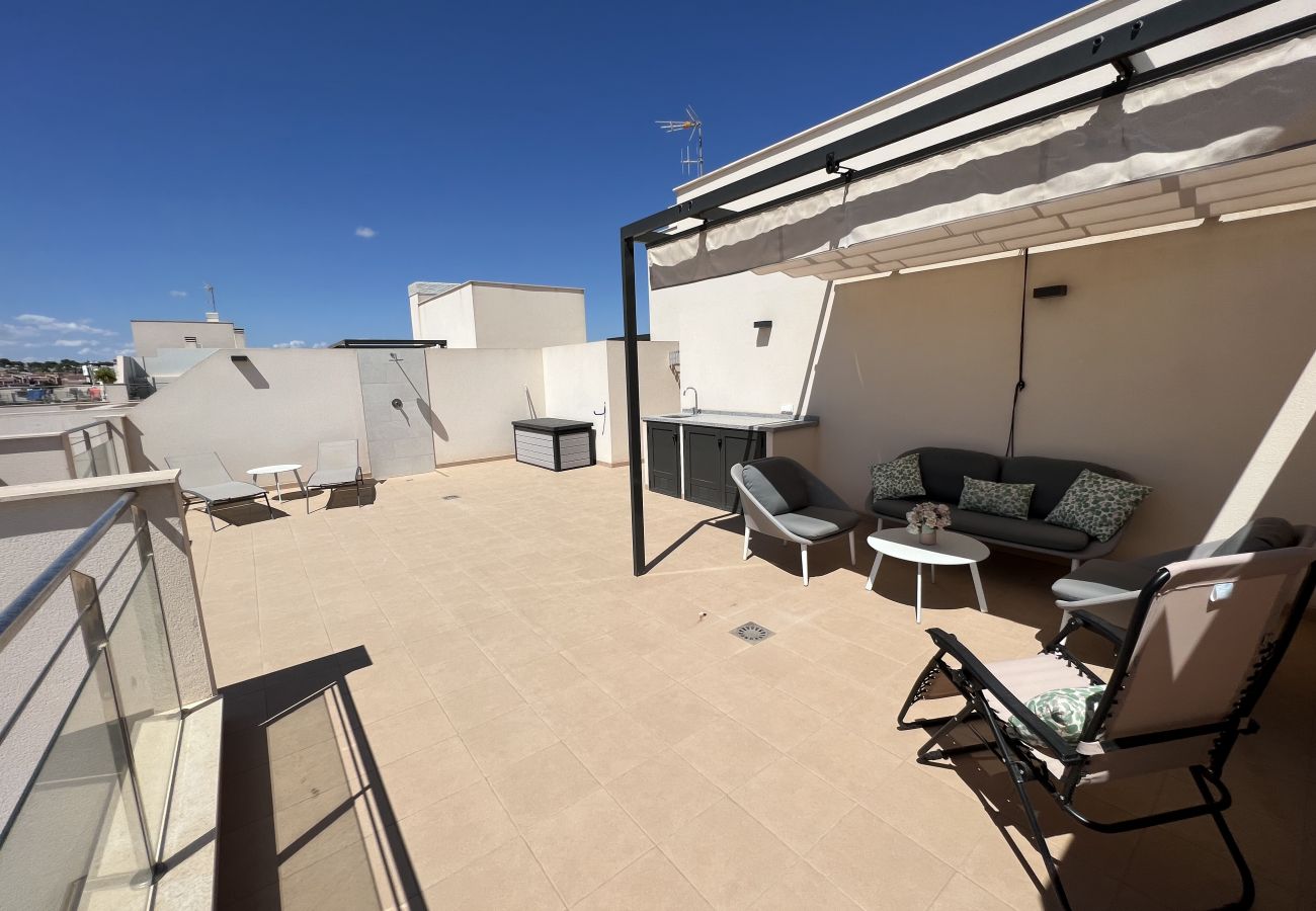 Apartamento en Orihuela Costa - Amazing 2 Bed 2 Bath Apartment Los Dolses