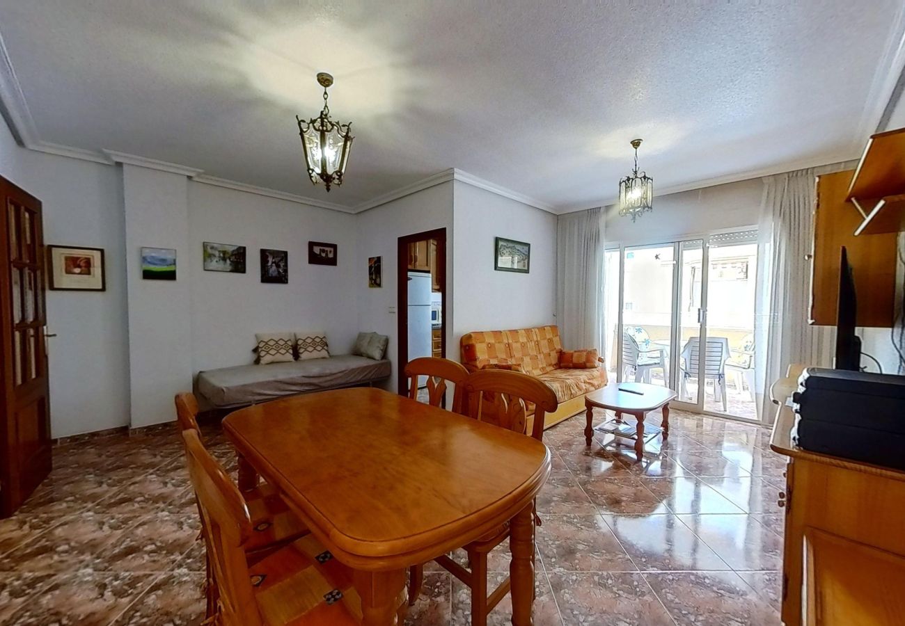 Apartamento en Torrevieja - MARIBLANCA Very Close To Beach 2nd Floor Apartment