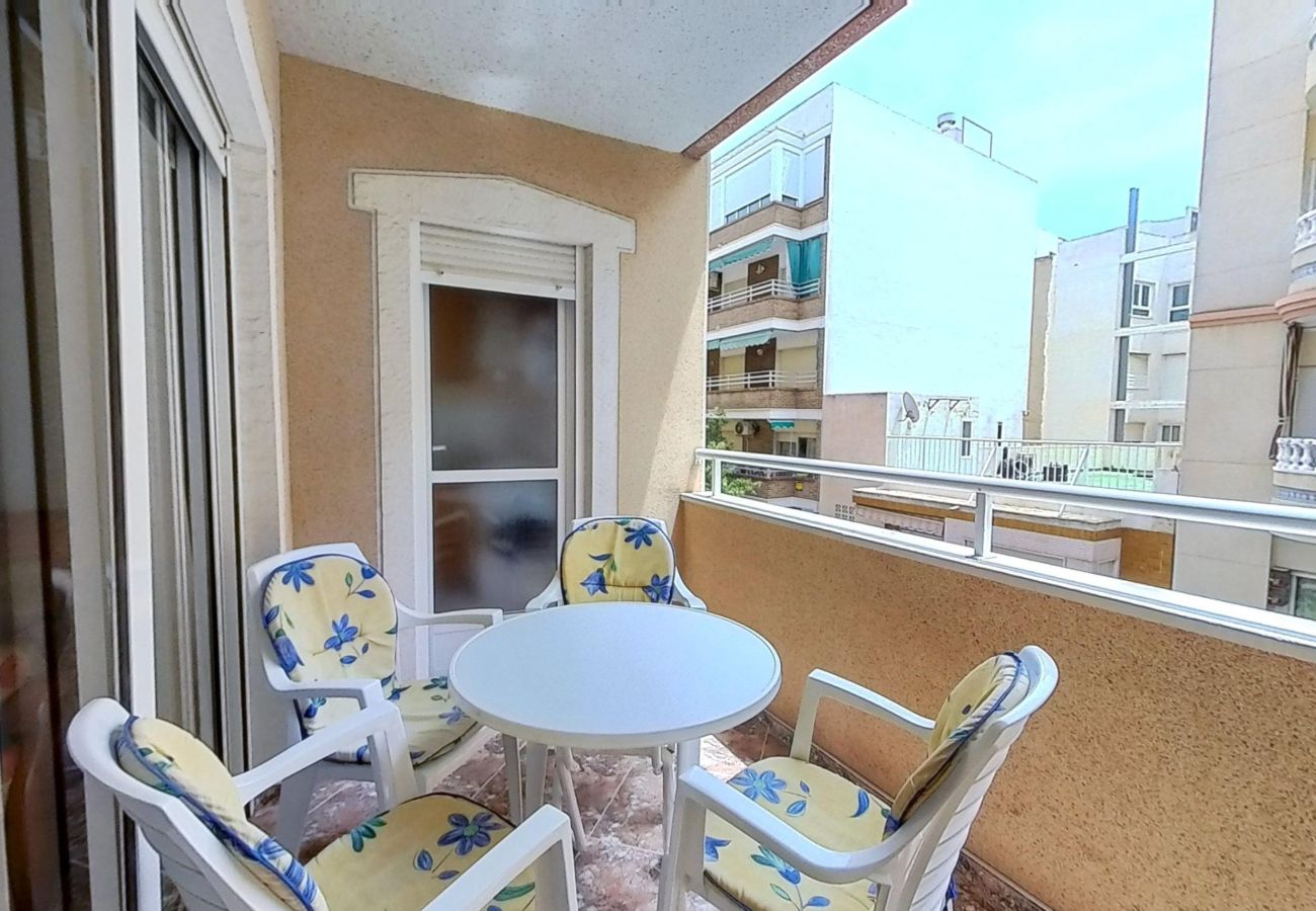 Apartamento en Torrevieja - MARIBLANCA Very Close To Beach 2nd Floor Apartment