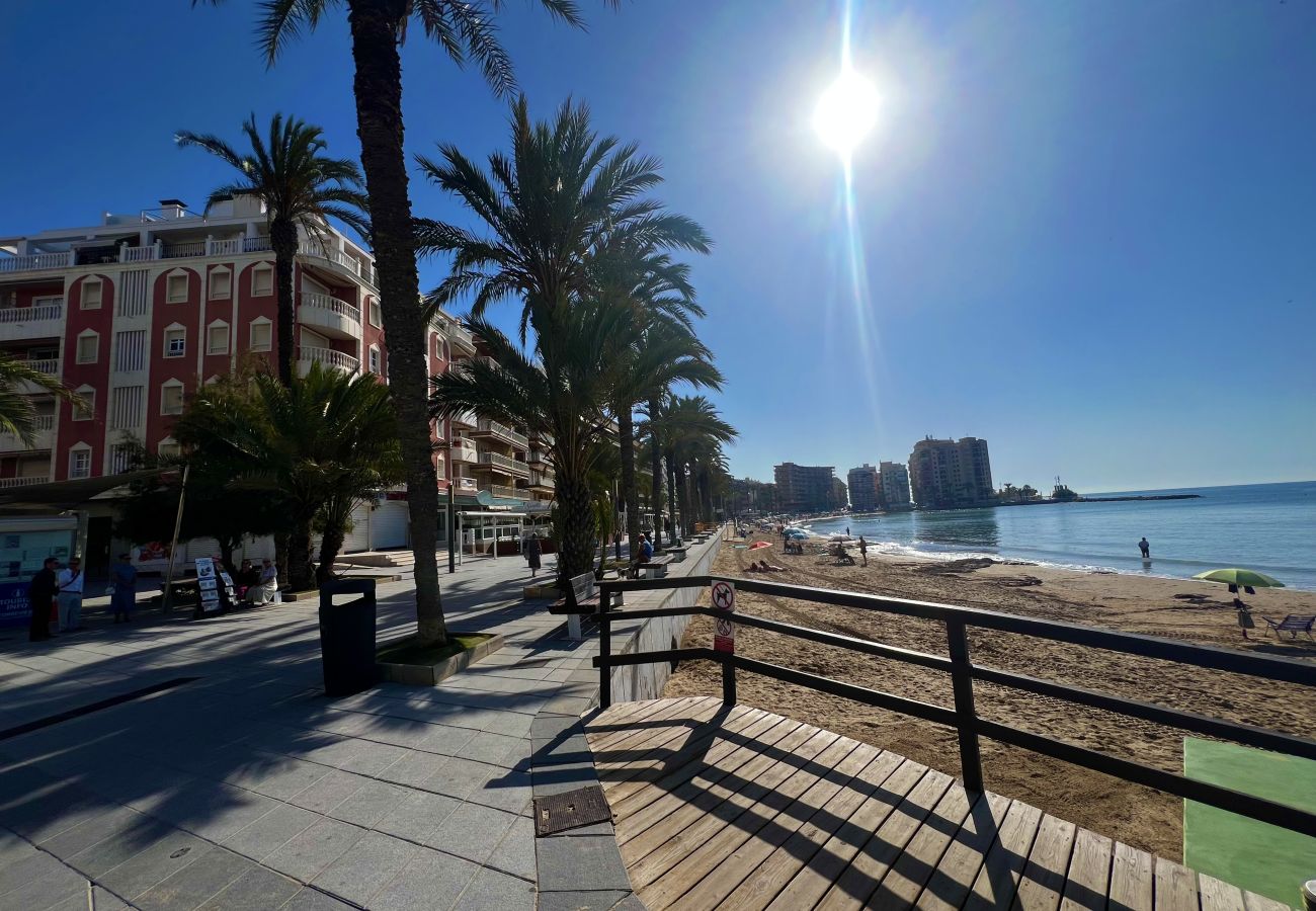 Apartamento en Torrevieja - MARIBLANCA Very Close To Beach 2nd Floor Apartment