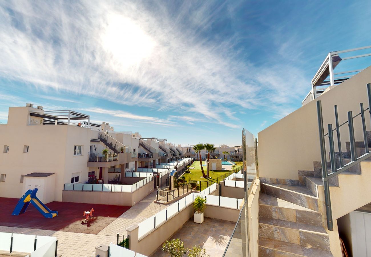 Apartment in Torrevieja - 3 Bed Aguas Nuevas 196 Top Floor Family Res