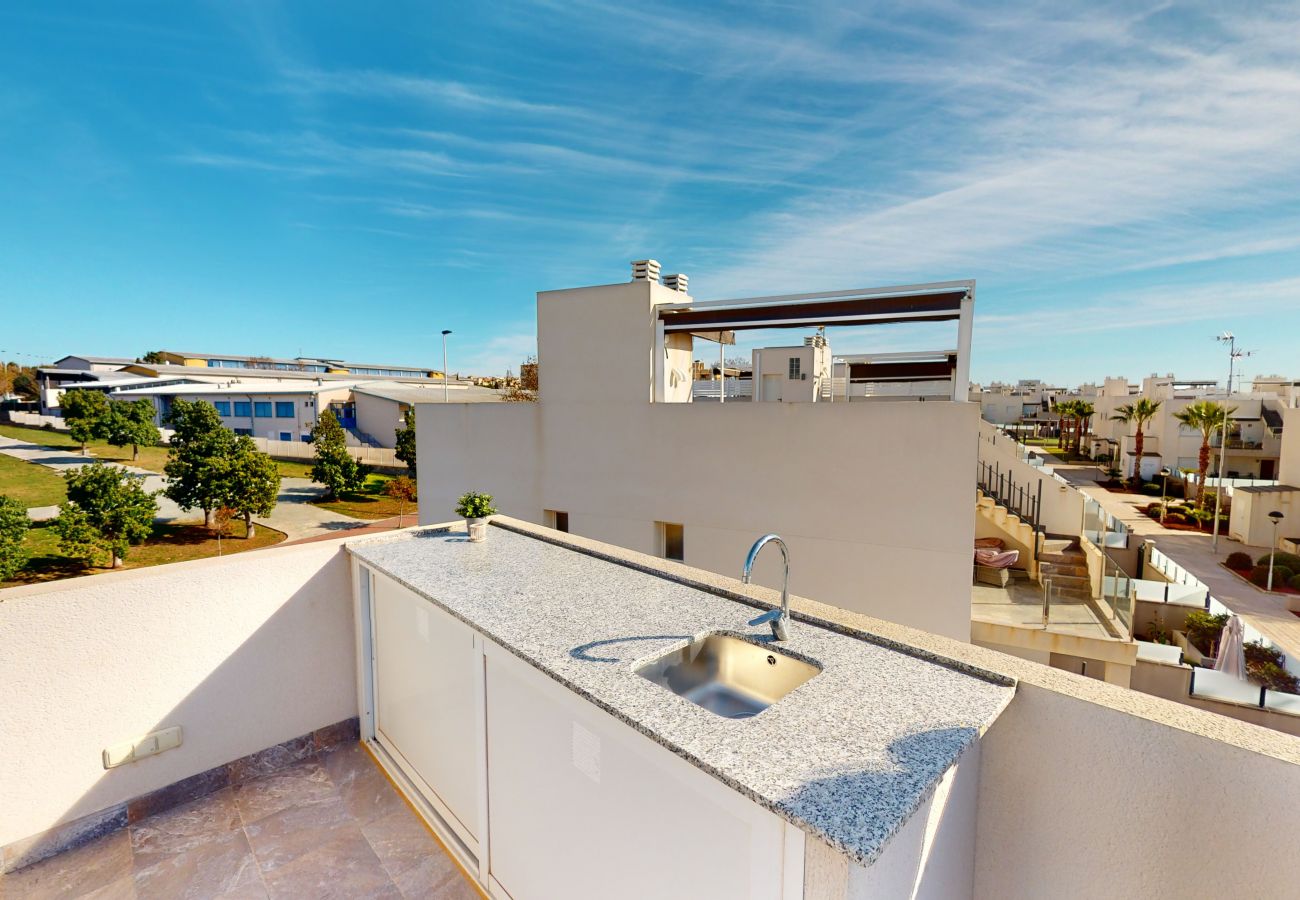 Apartment in Torrevieja - 3 Bed Aguas Nuevas 196 Top Floor Family Res