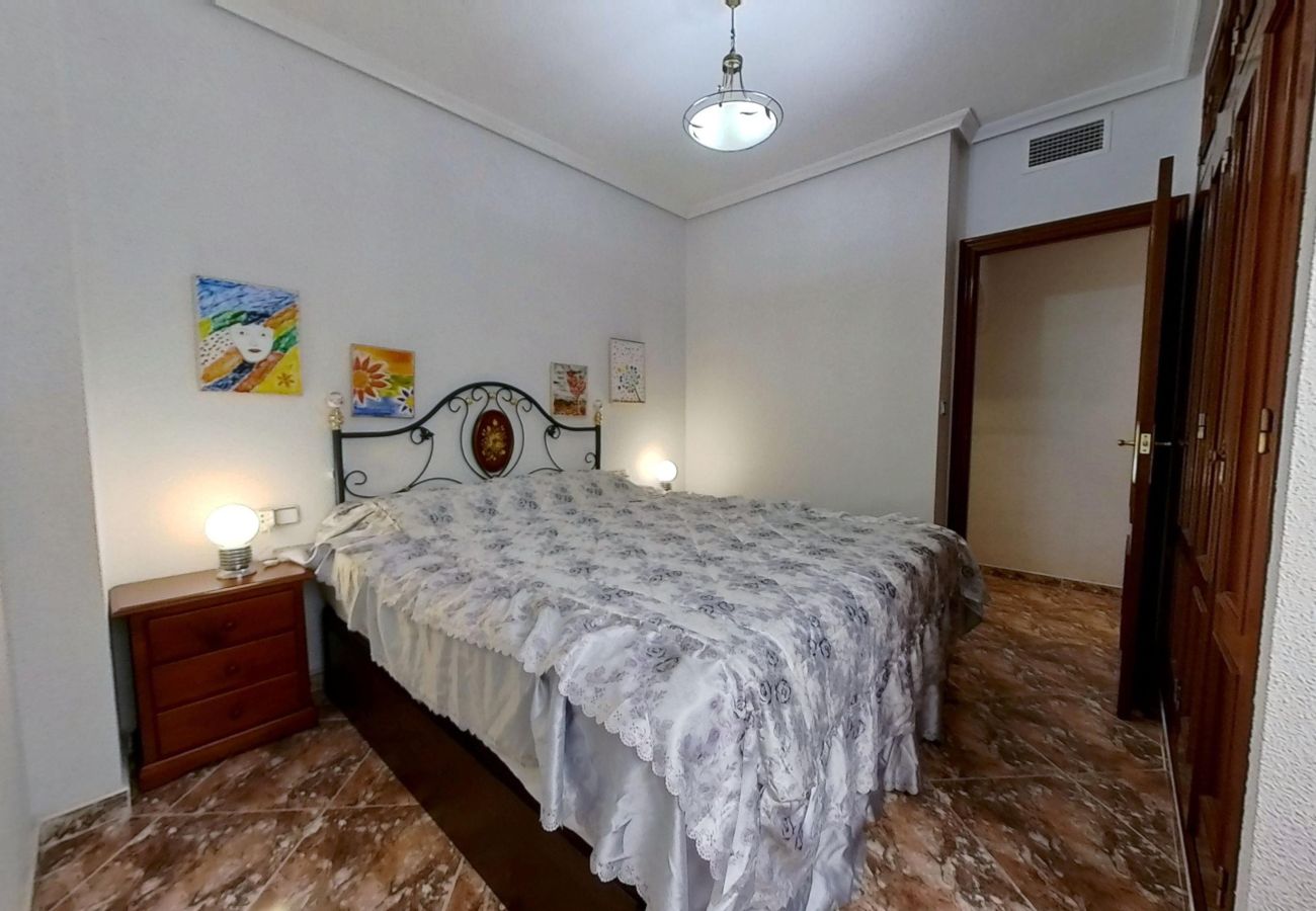 Apartment in Torrevieja - MARIBLANCA Very Close To Beach 2nd Floor Apartment